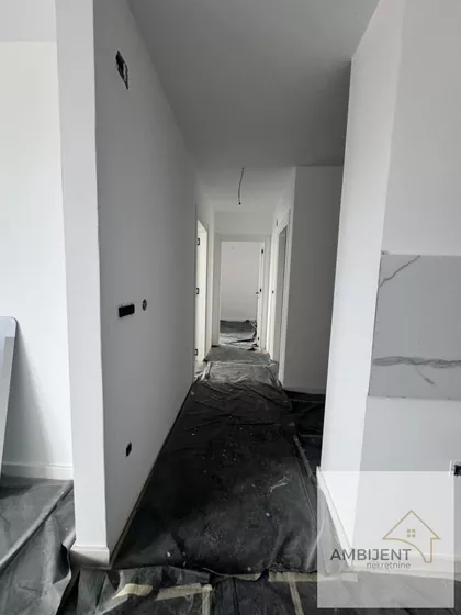 Novi Banovci | 4zida.rs