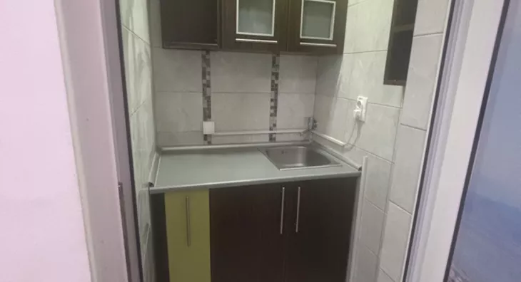 Poslovna zgrada | 4zida