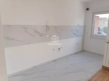 Milana Rakića | 4zida.rs