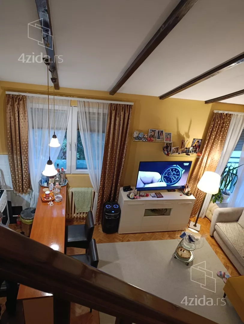 Troiposoban stan | 4zida