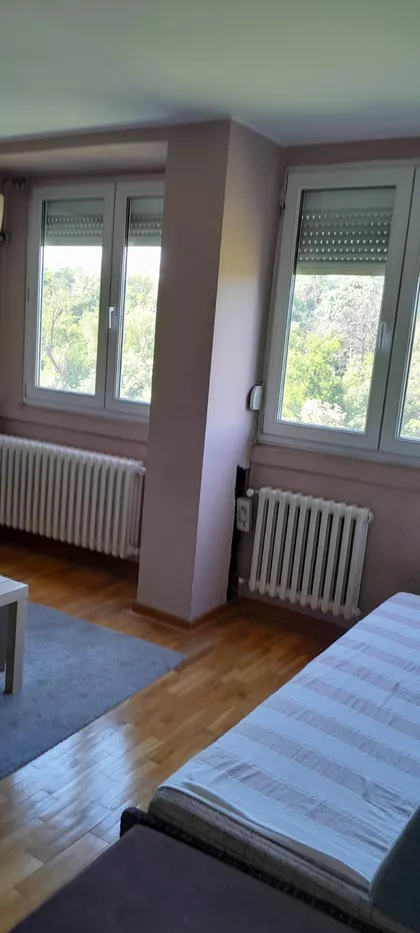 Ustanička | 4zida.rs