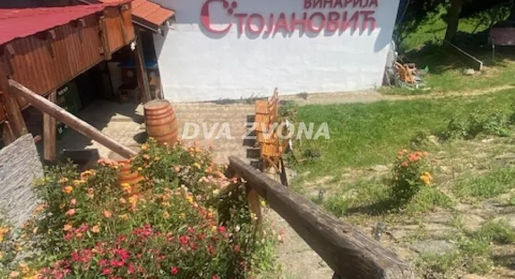 Ugostiteljski objekat | 4zida