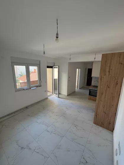 Jadranska 8 | 4zida.rs