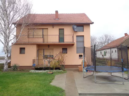 Lukićevo | 4zida.rs