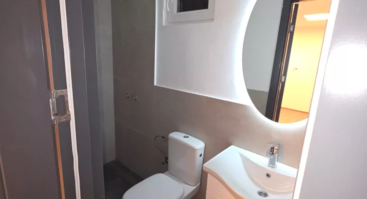 Četvoroiposoban stan | 4zida