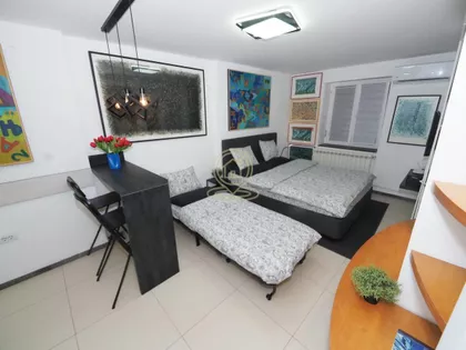 Marsala Birjuzova | 4zida.rs