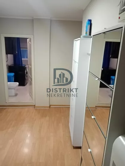 Dom Zdravlja | 4zida.rs