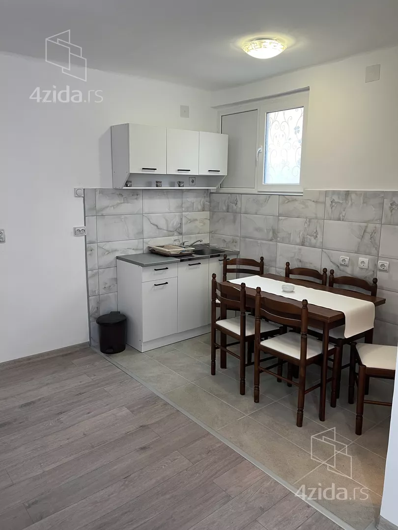 Jednosoban stan | 4zida