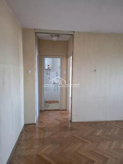 27. marta | 4zida.rs