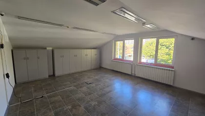 Ugrinovačka | 4zida.rs
