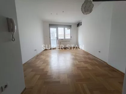 Maksima Gorkog | 4zida.rs