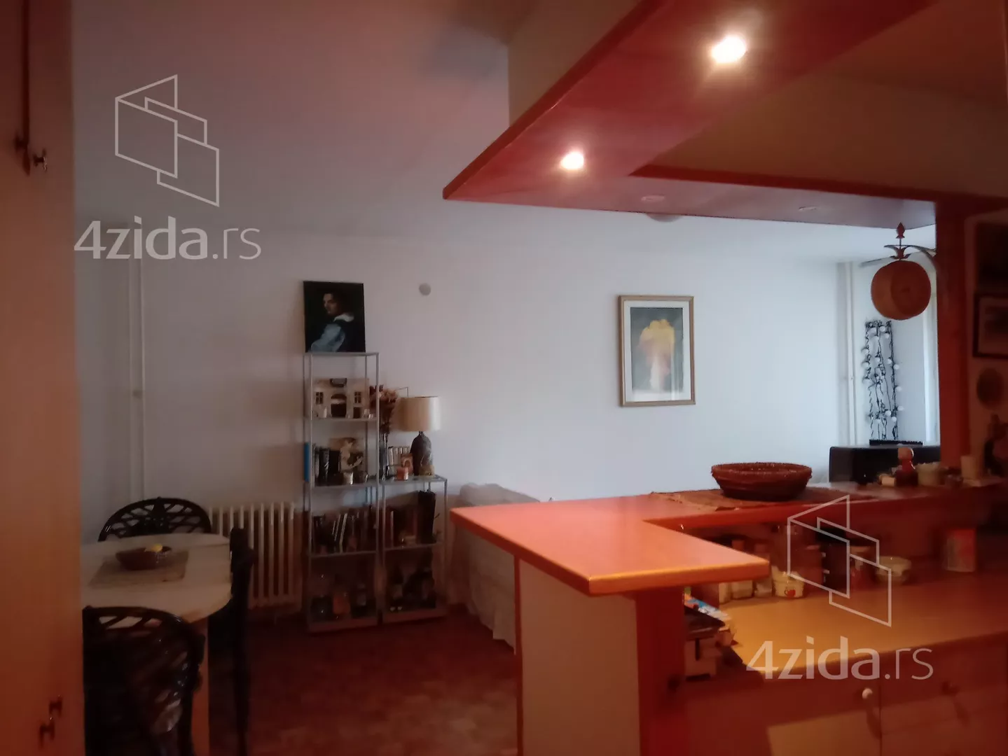 Dvoiposoban stan | 4zida