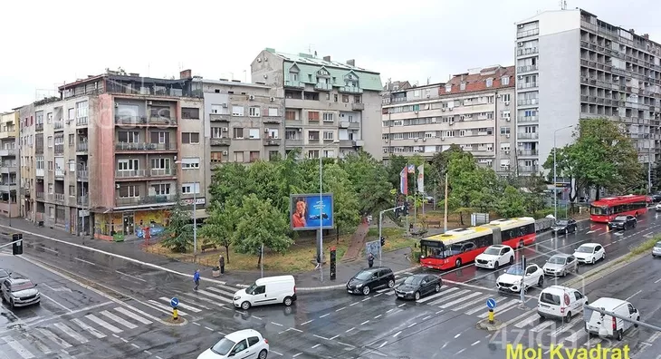 Šestosoban stan | 4zida