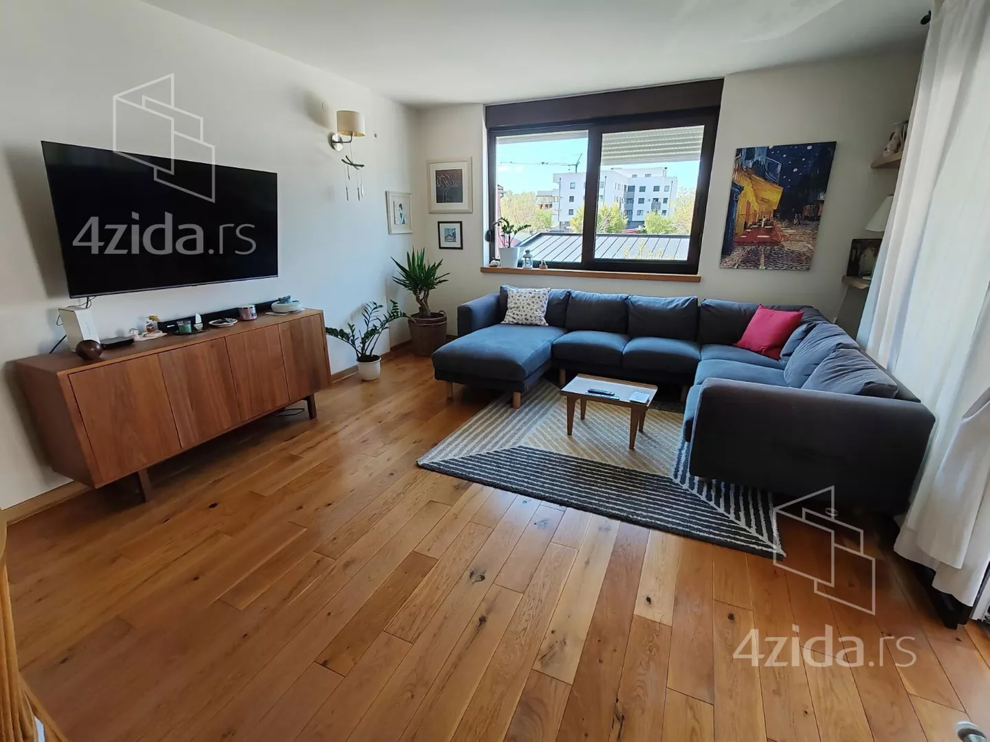 Trosoban stan | 4zida