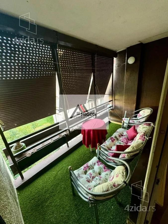 Troiposoban stan | 4zida