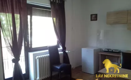 ŠAFARIKOVA | 4zida.rs