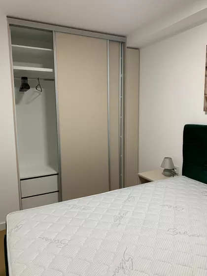Ustanička | 4zida.rs