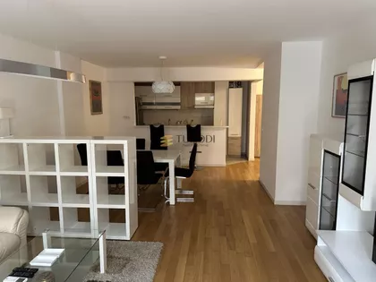 Uroša Martinovića | 4zida.rs