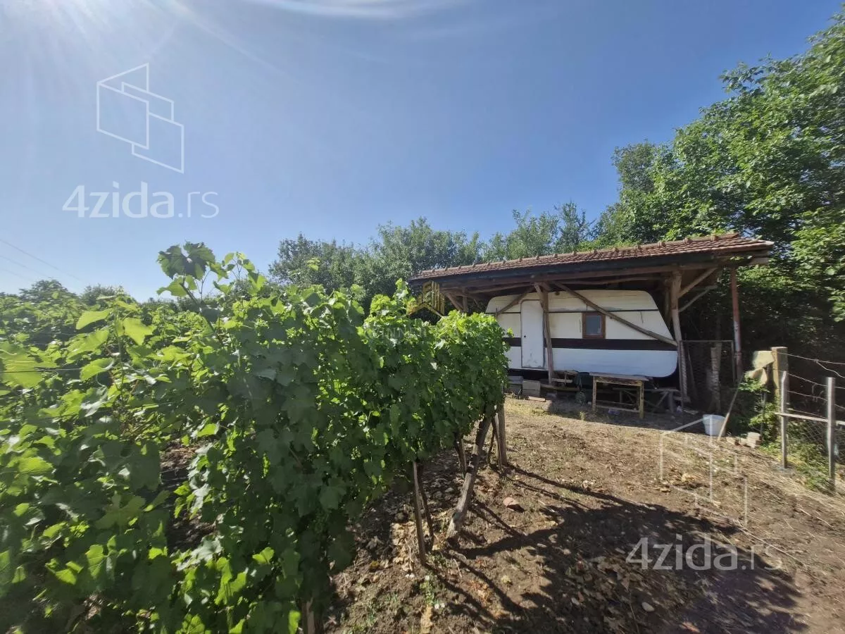 Plac | 4zida