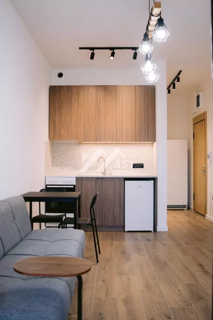 Rade Končara | 4zida.rs