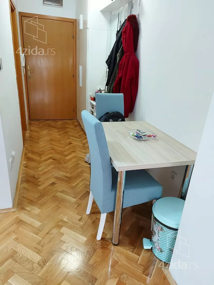 Garsonjera | 4zida