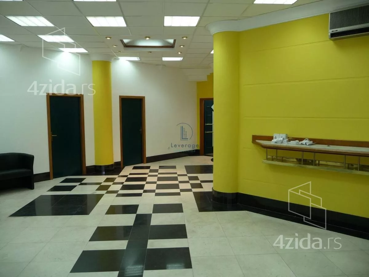 Poslovni prostor | 4zida