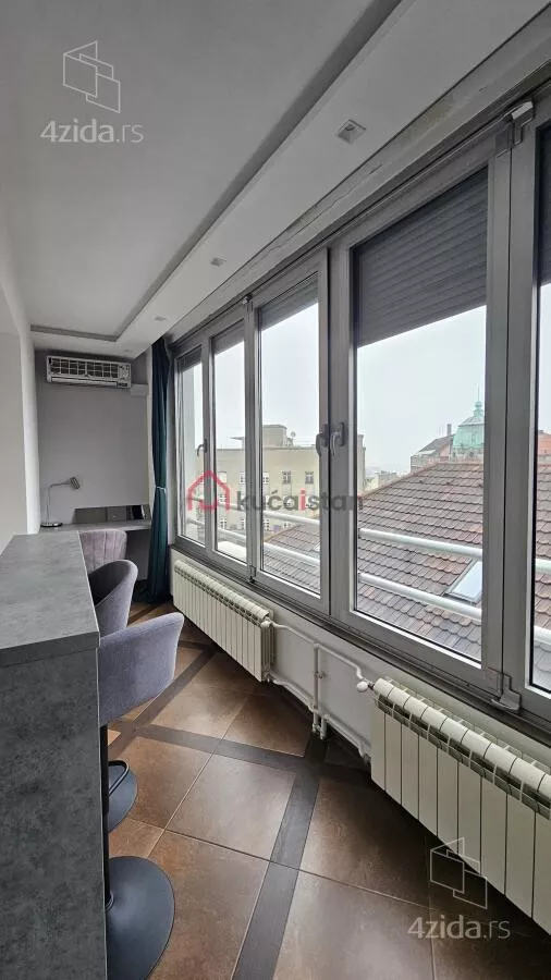 Petosoban stan | 4zida