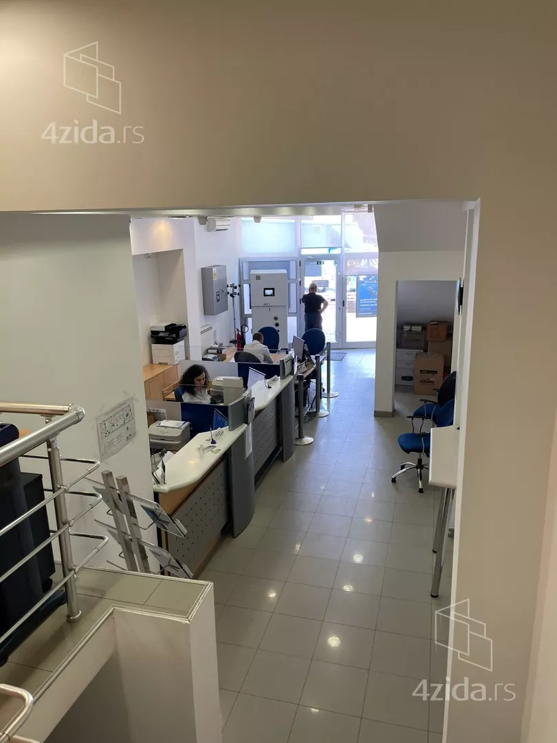 Poslovni prostor | 4zida