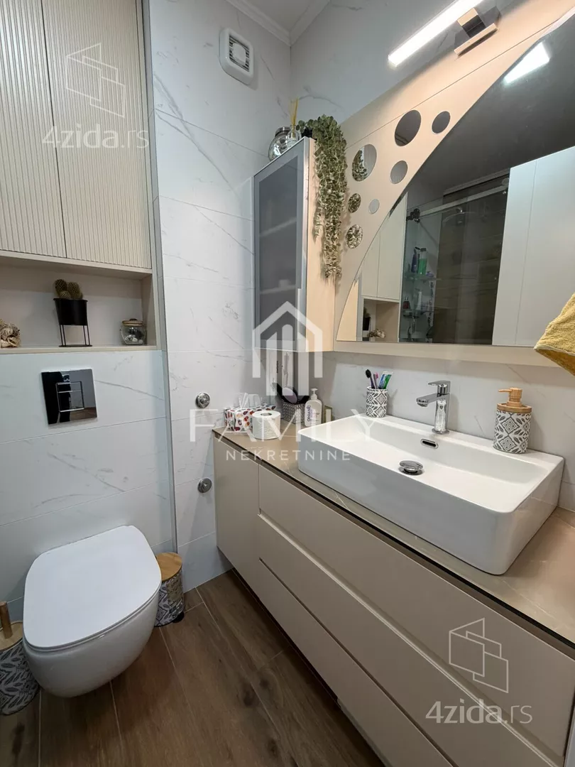 Troiposoban stan | 4zida