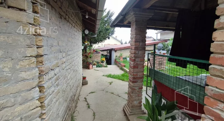 Kuća | 4zida