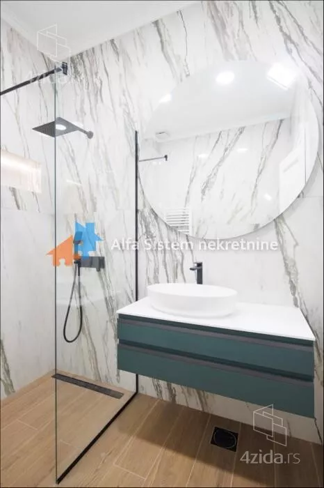 Petosoban stan | 4zida