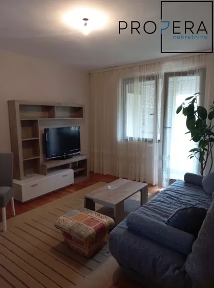 Sremska | 4zida.rs