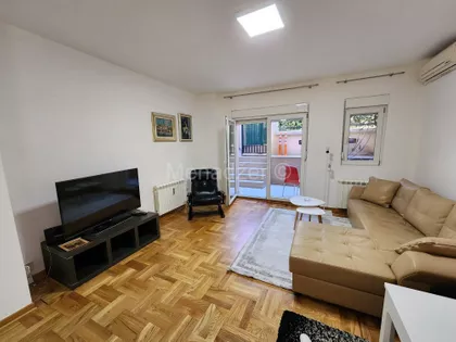 Miklošićeva | 4zida.rs