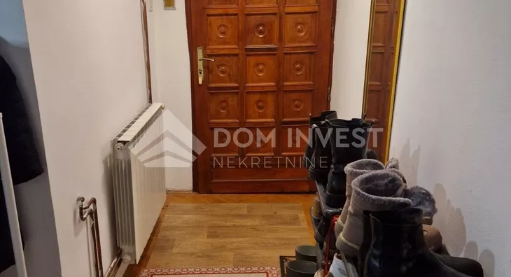 Četvoroiposoban stan | 4zida