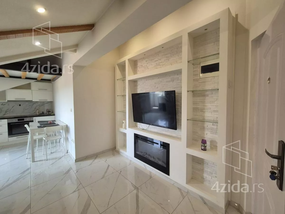 Garsonjera | 4zida