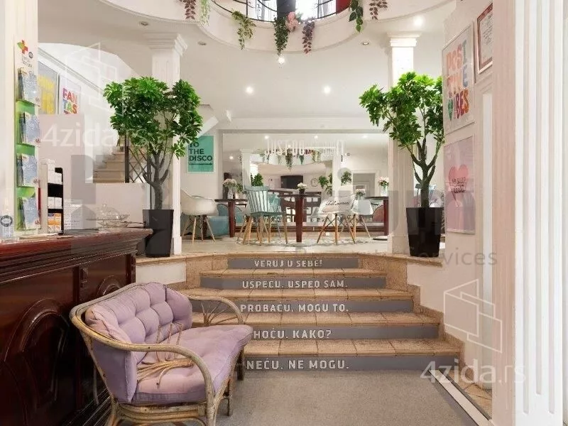 Poslovna zgrada | 4zida