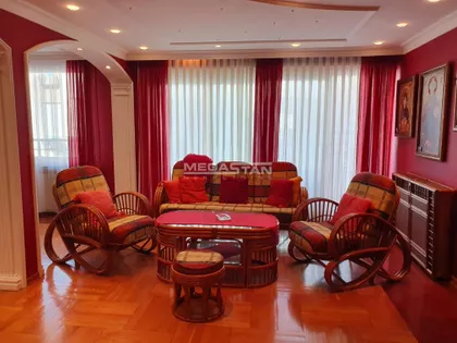 Garibaldijeva | 4zida.rs