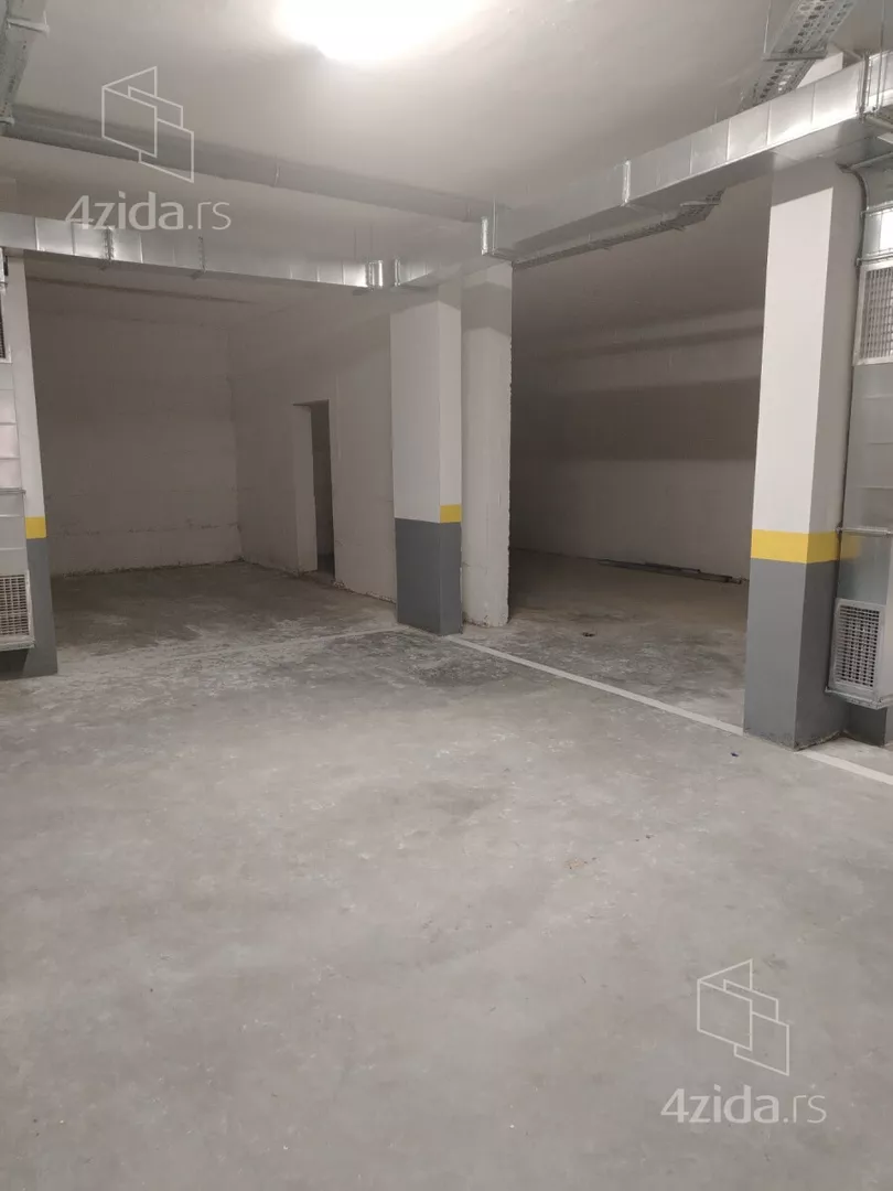 Garaža | 4zida