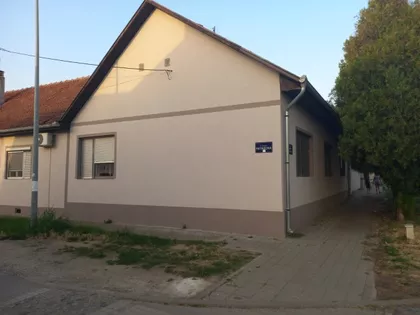 Cara Lazara 69 | 4zida.rs