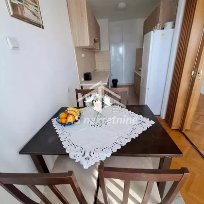 Crveni Krst Vračar | 4zida.rs