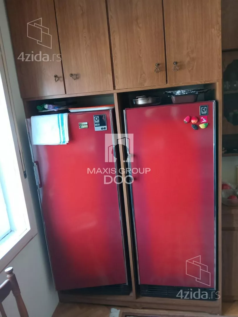 Četvoroiposoban stan | 4zida