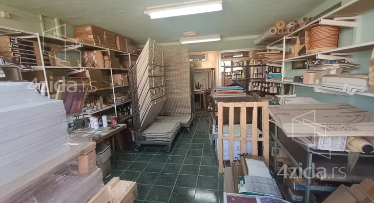 Poslovni prostor | 4zida