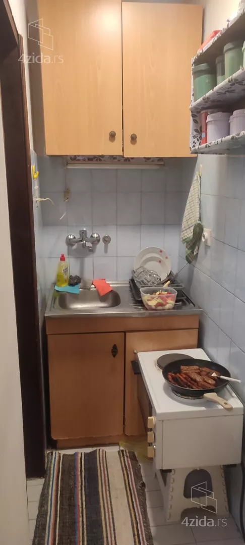 Garsonjera | 4zida