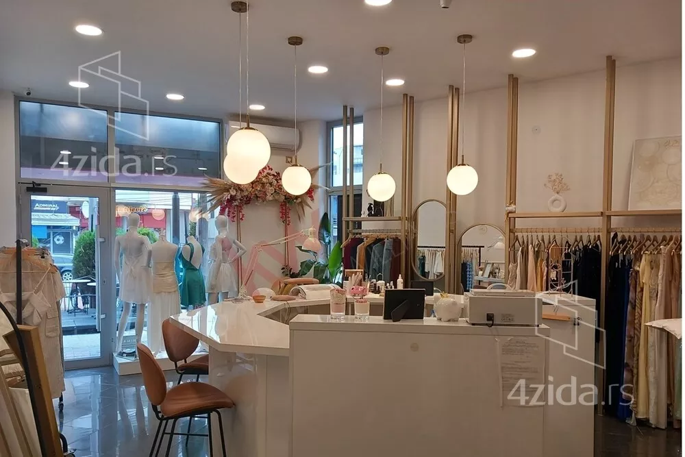 Lokal | 4zida