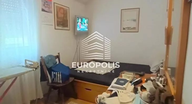 Šestosoban stan | 4zida