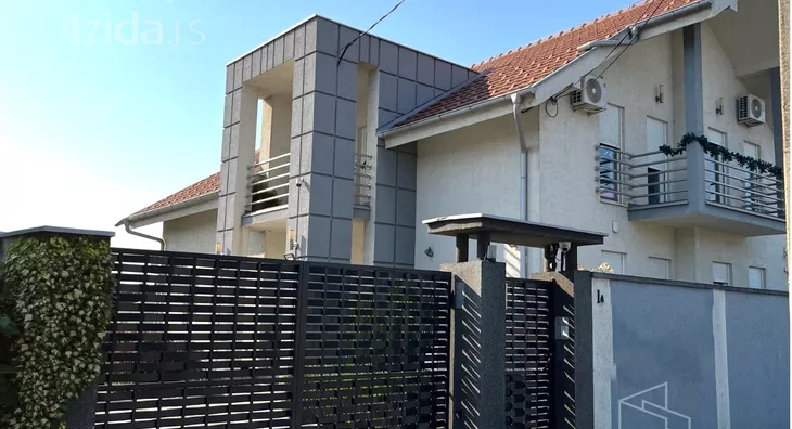 6-etažna kuća | 4zida