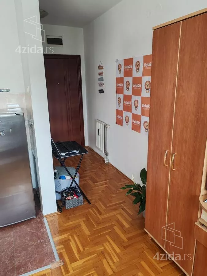 Garsonjera | 4zida