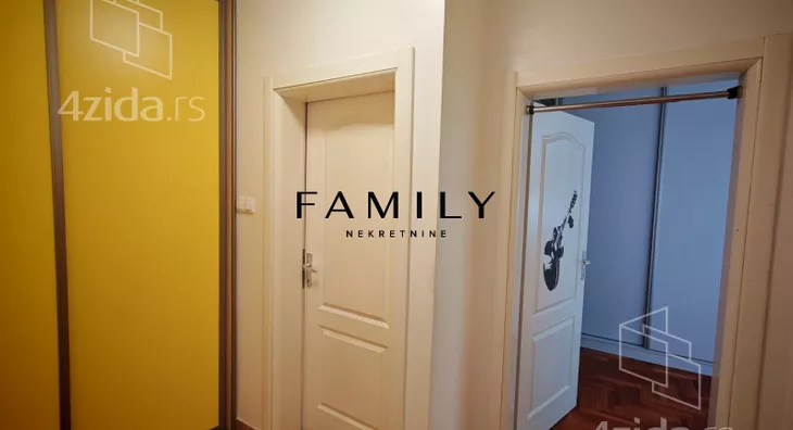 Petosoban stan | 4zida