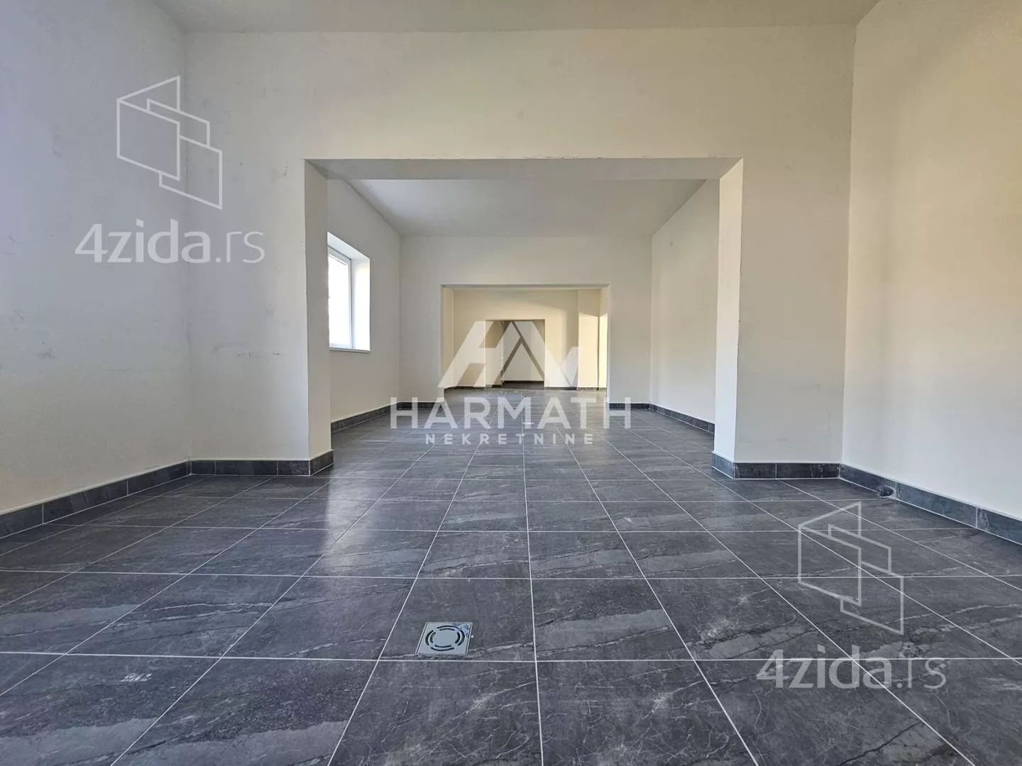 Poslovni prostor | 4zida