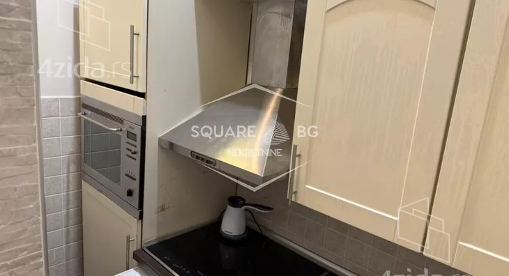 Šestosoban stan | 4zida